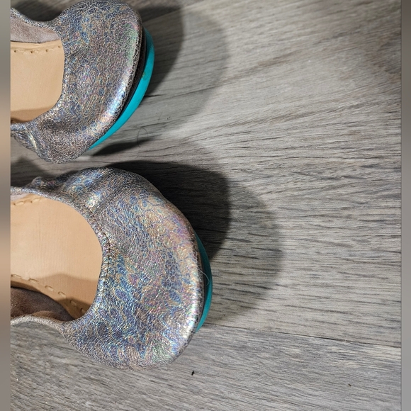 Limited Edition Tieks Love Potion Flats - Picture 5 of 10